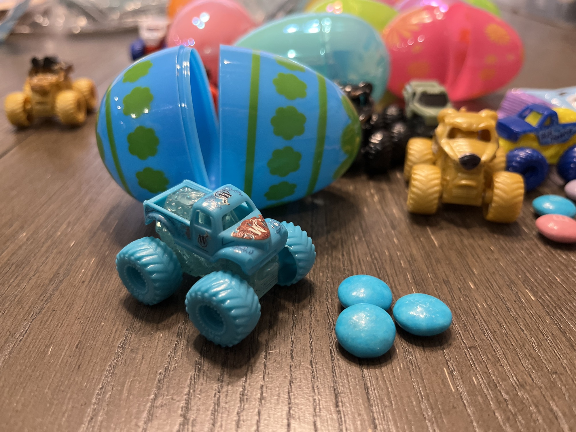 Monster Jam Minis Egg Hunt