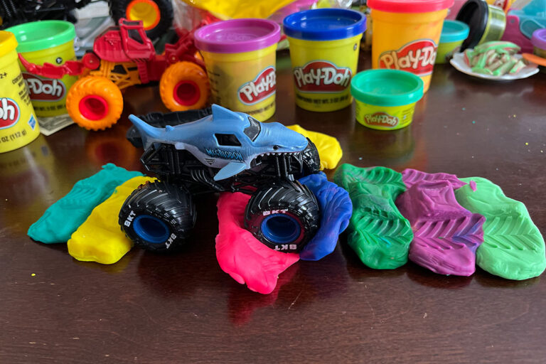 Play-Doh Crushed Cars